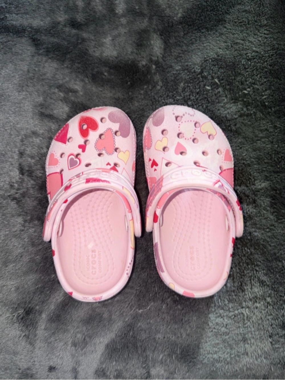 CROCS Kids Pink Heart-Print Clogs
